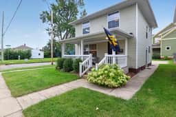 Walk to ND Stadium - Image 4